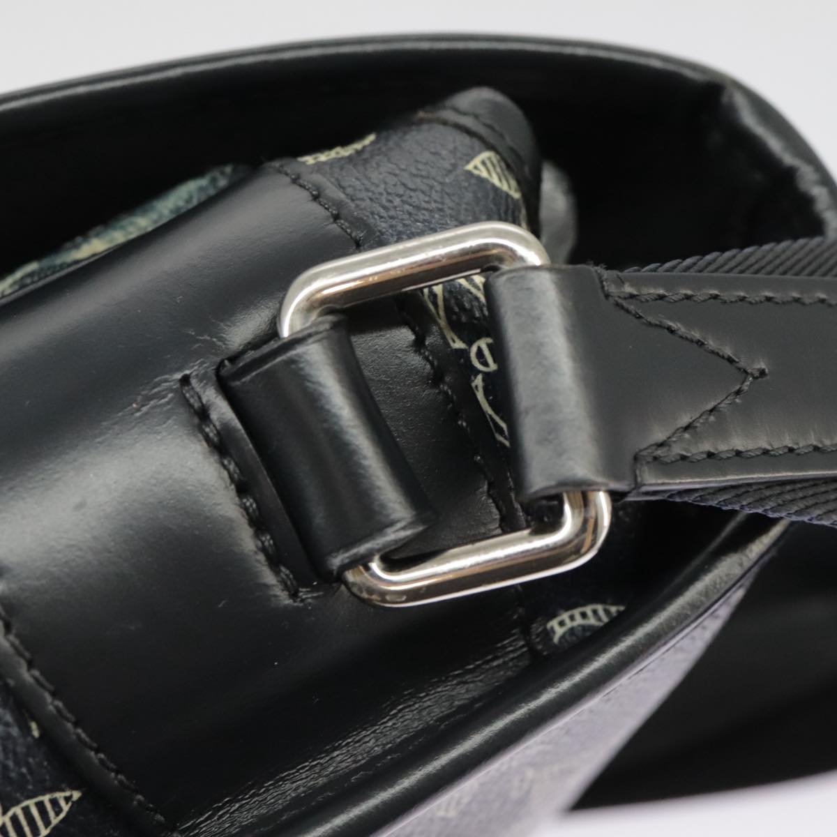 Louis Vuitton Messenger Navy Canvas Shoulder Bag