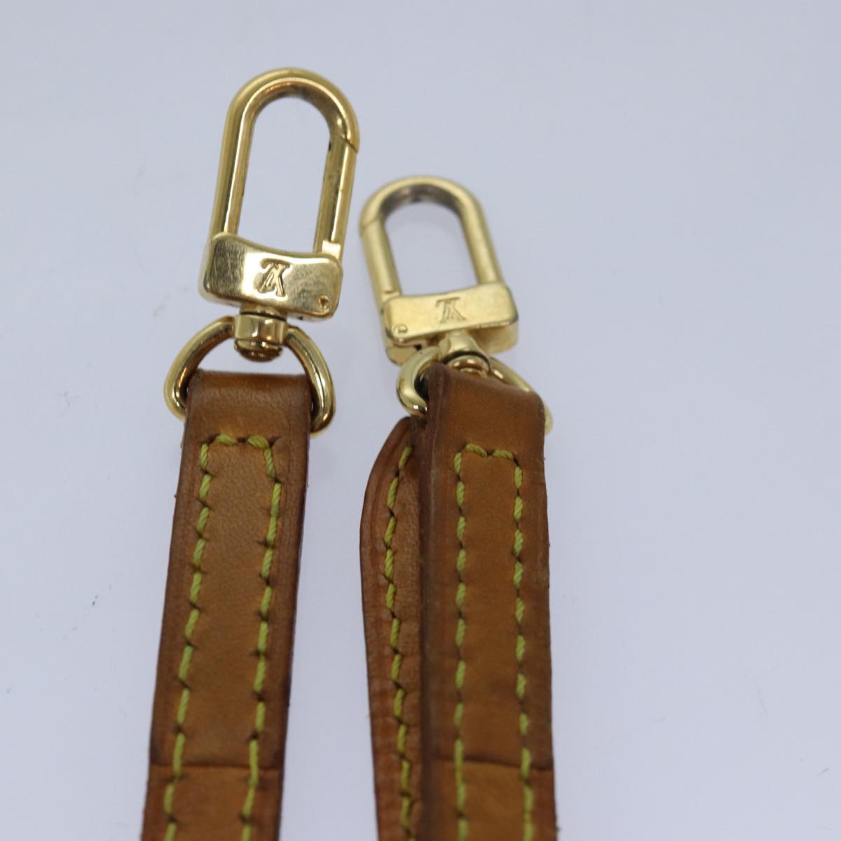 Louis Vuitton Shoulder Strap Beige Leather Bag Jewelry