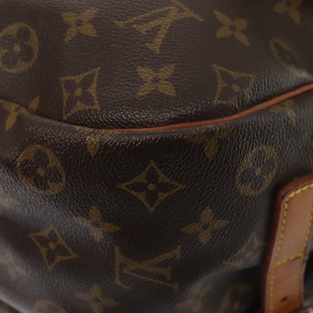 Louis Vuitton Saumur 35 Brown Canvas Shoulder Bag