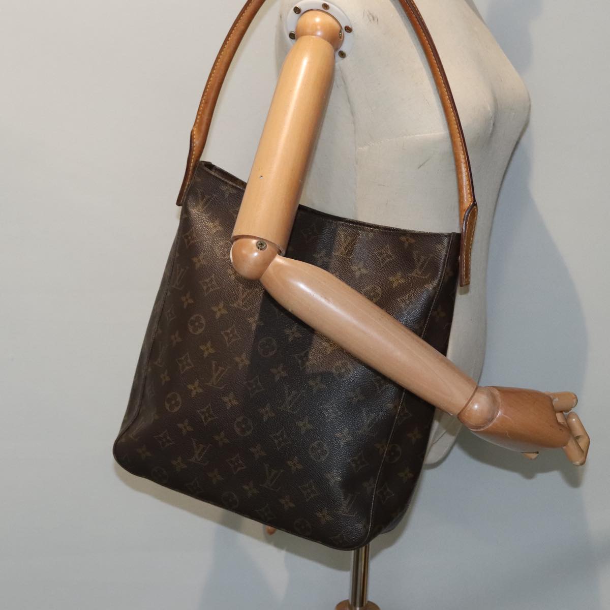 Louis Vuitton Looping Brown Canvas Shoulder Bag