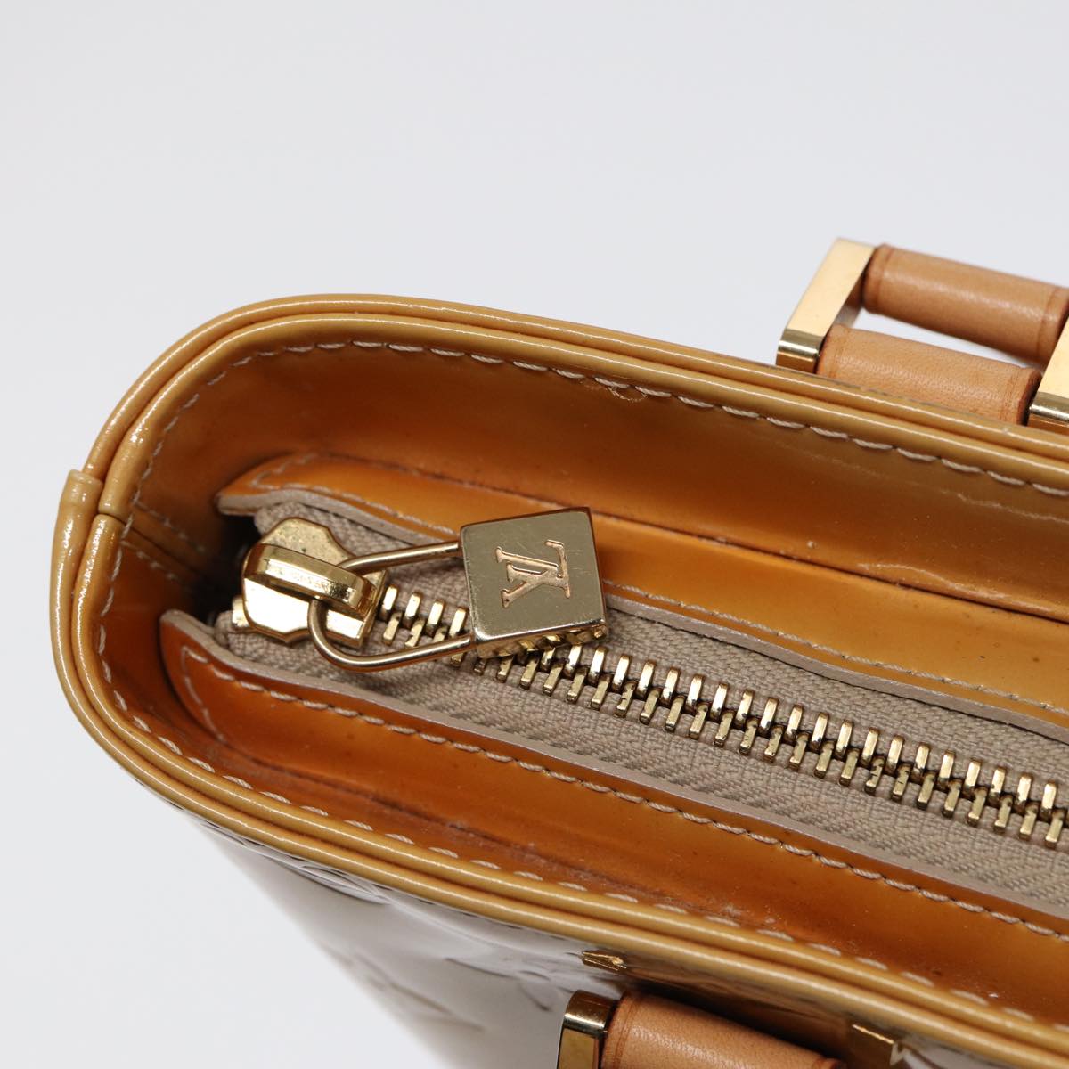 Louis Vuitton Houston Beige Patent Leather Handbag