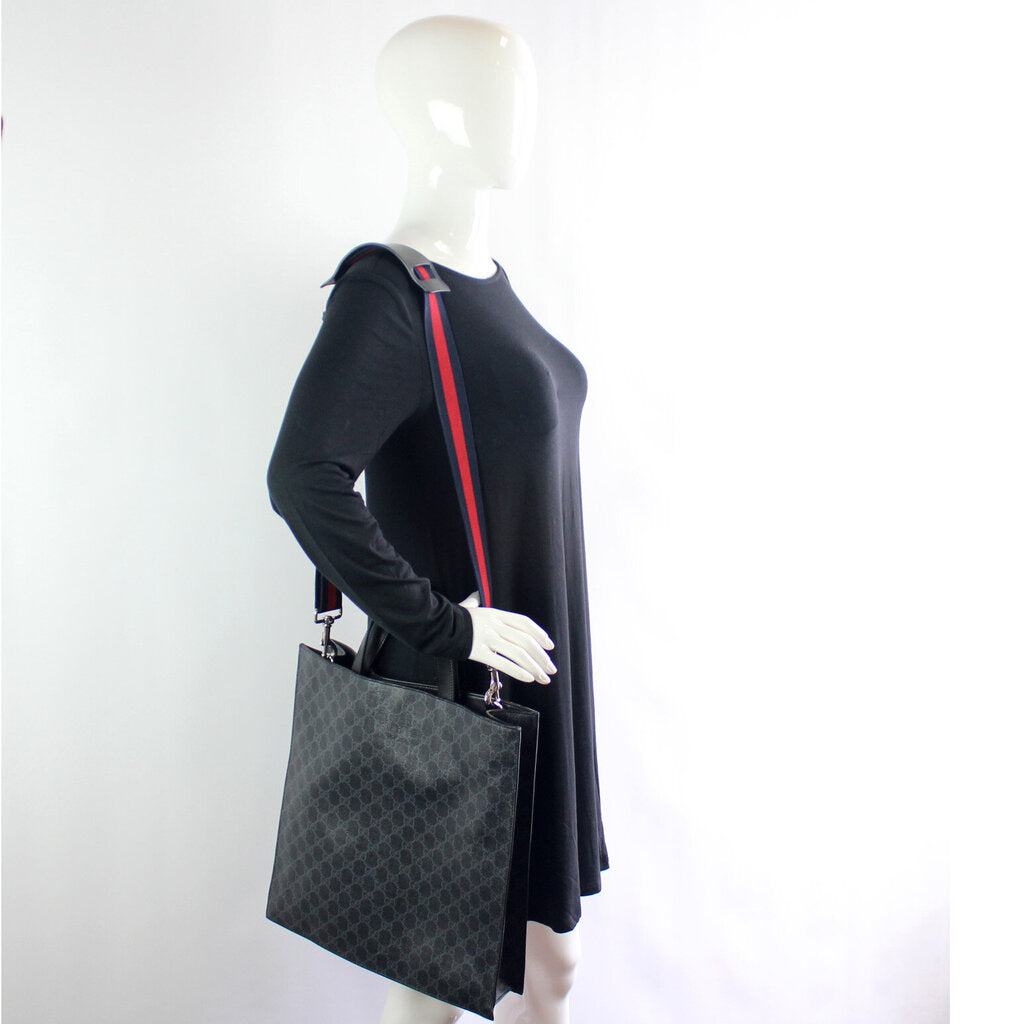 495559 Supreme Tote