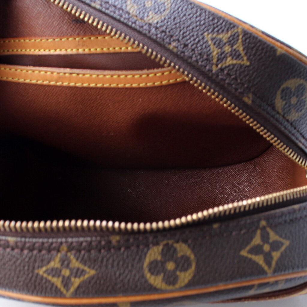 Blois Crossbody Monogram