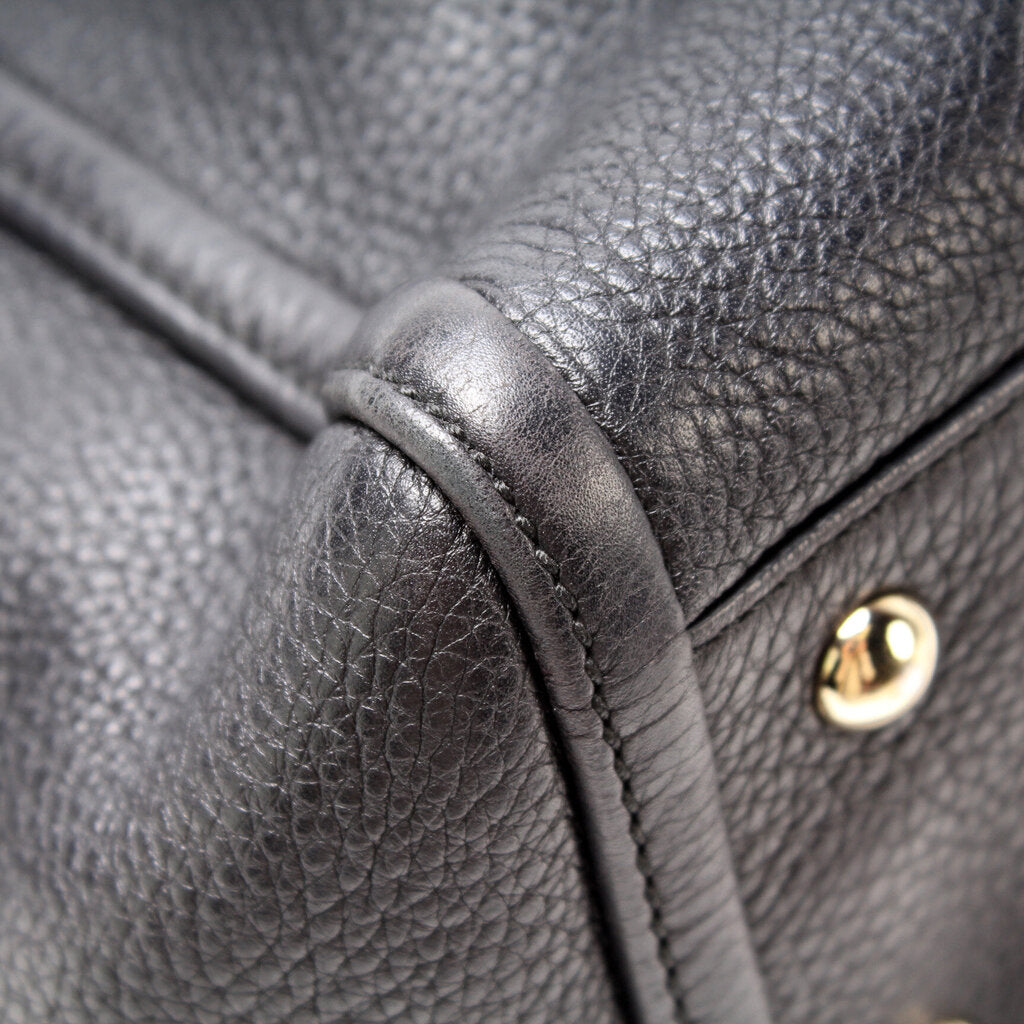 336751 Soho Leather Shoulder