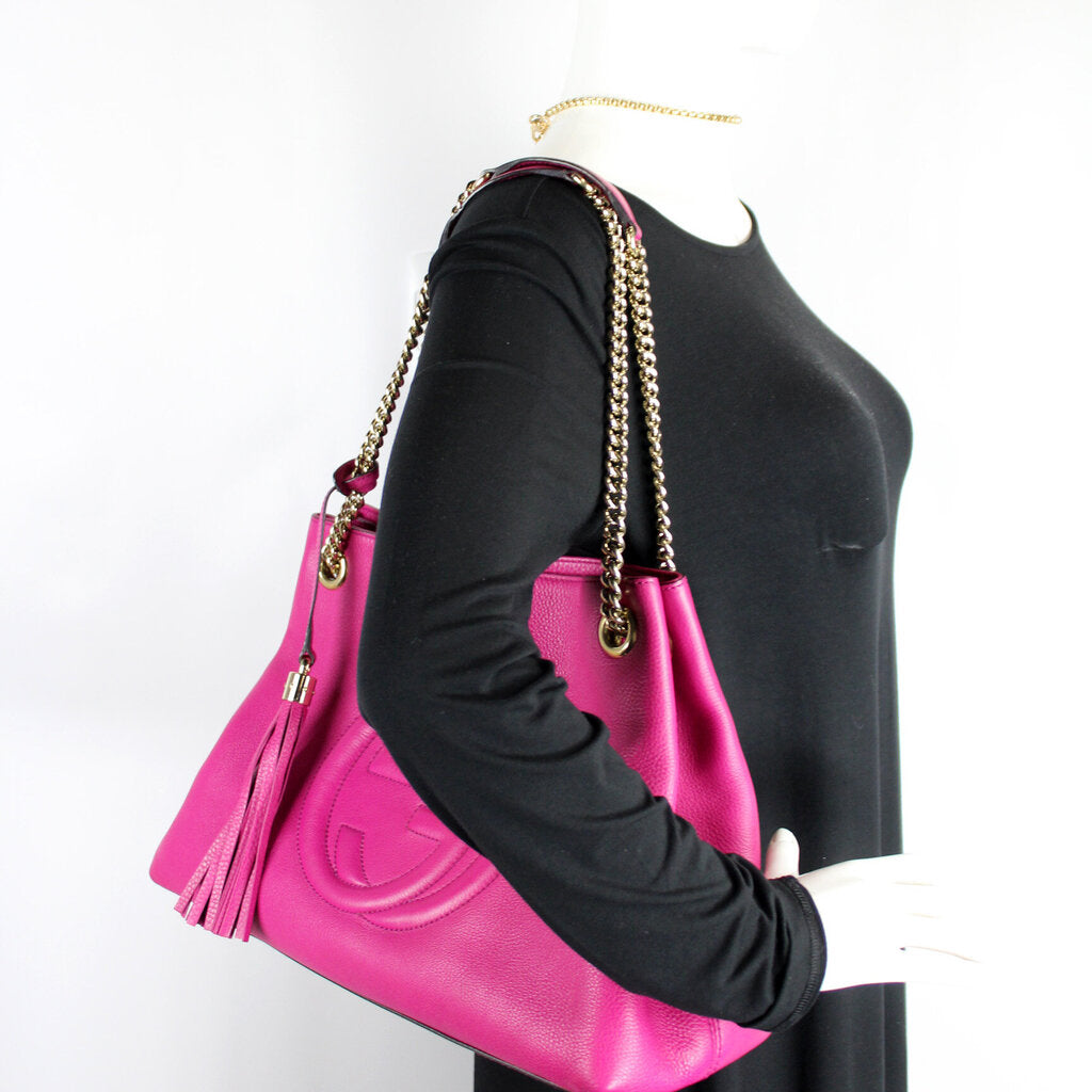 308982 Soho Leather Shoulder Medium