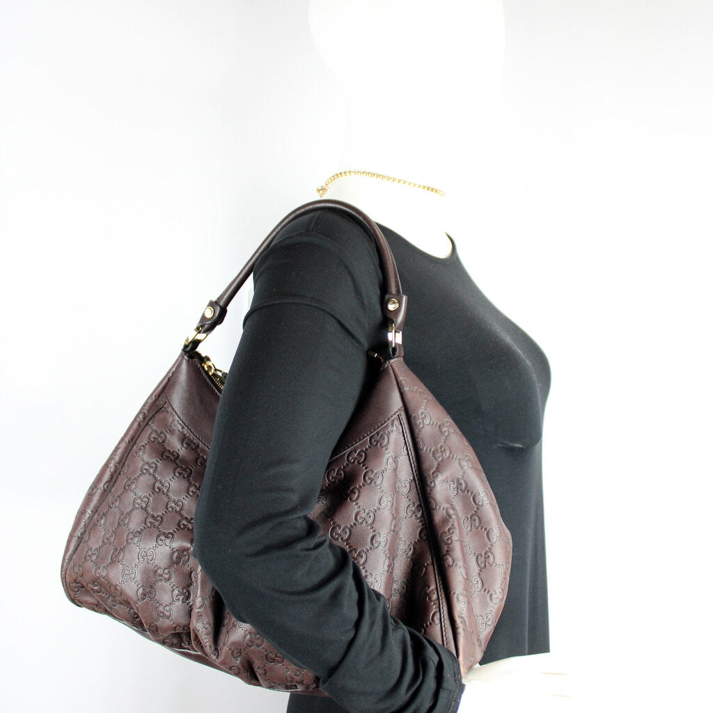 189833 GG D Ring Hobo