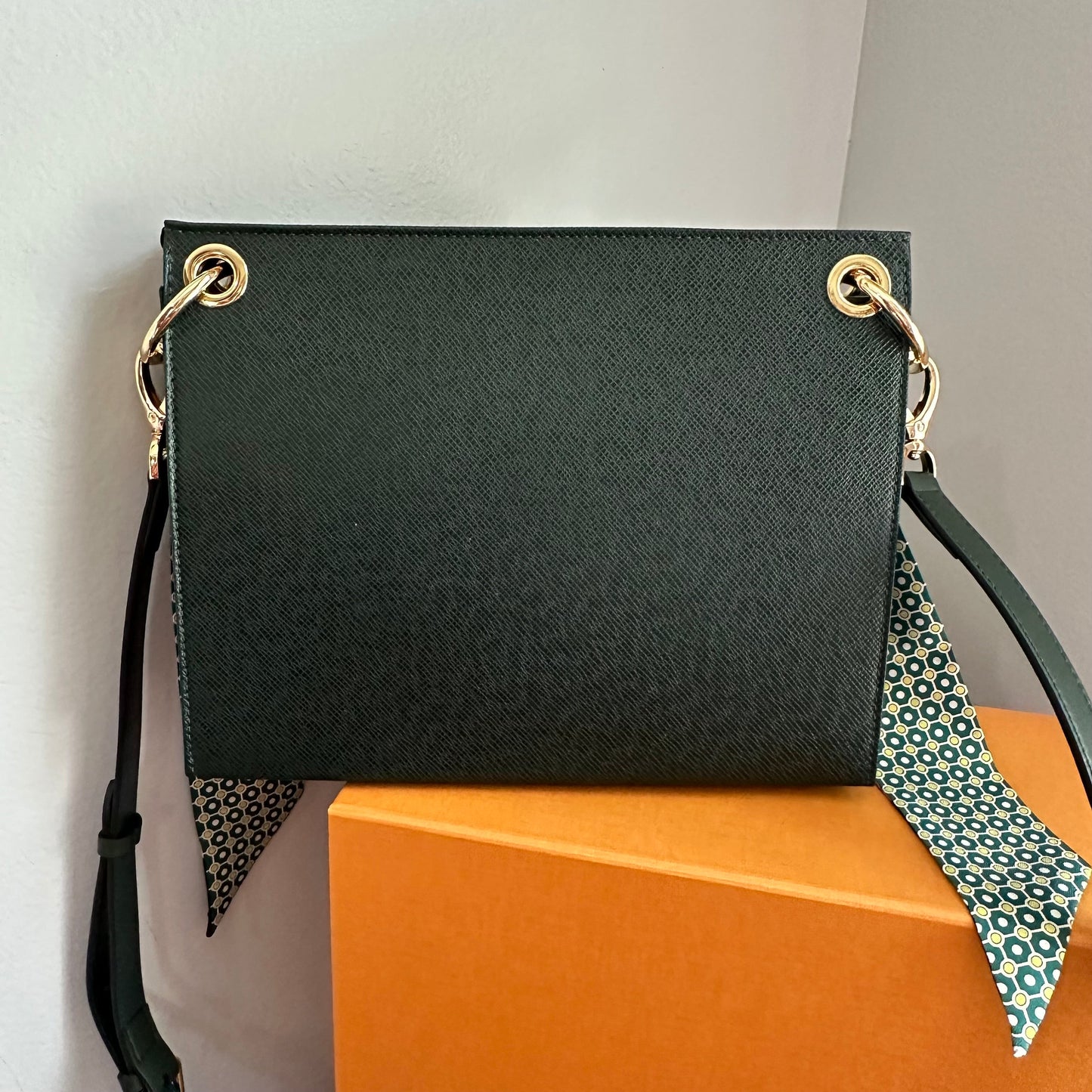 The Swan Crossbody -Orvis bags LV Taiga Leather in Dark Green