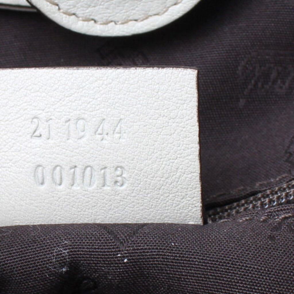 211944 Sukey GG Leather Medium
