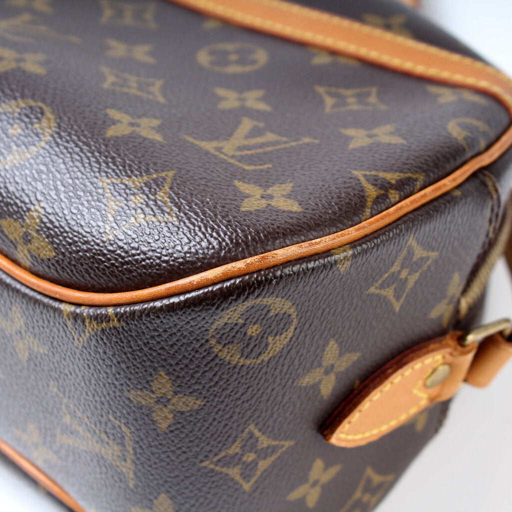 Blois Crossbody Monogram