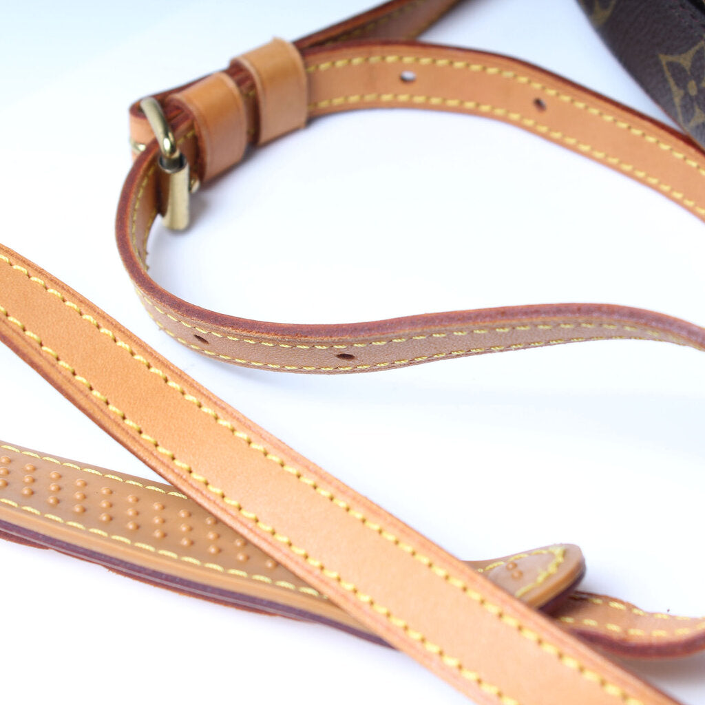 Blois Crossbody Monogram