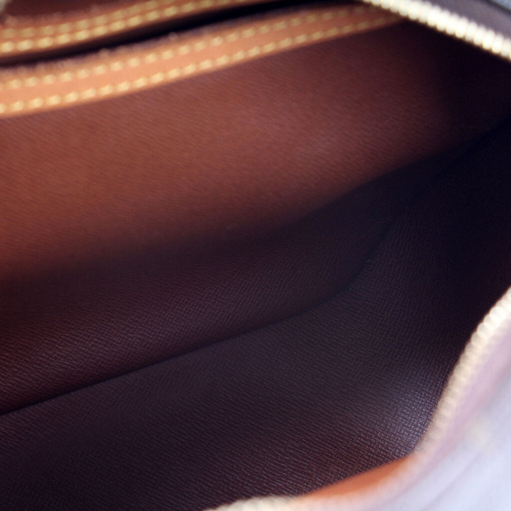 Blois Crossbody Monogram
