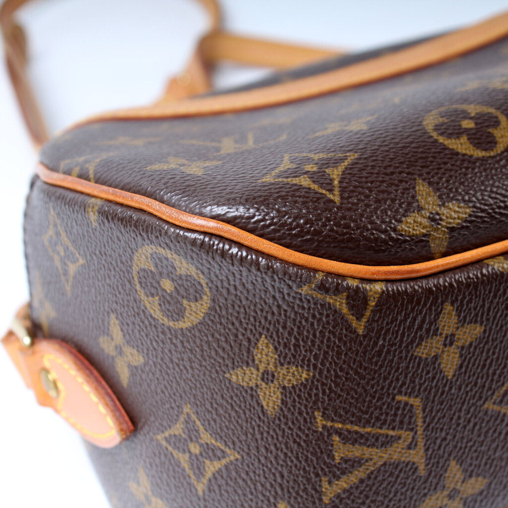 Blois Crossbody Monogram