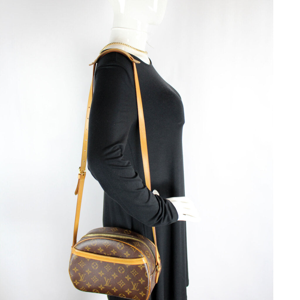 Blois Crossbody Monogram