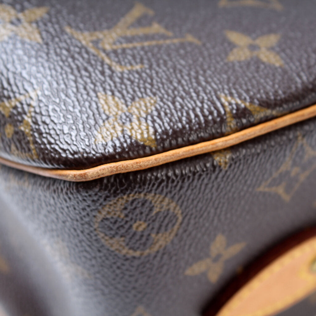 Blois Crossbody Monogram