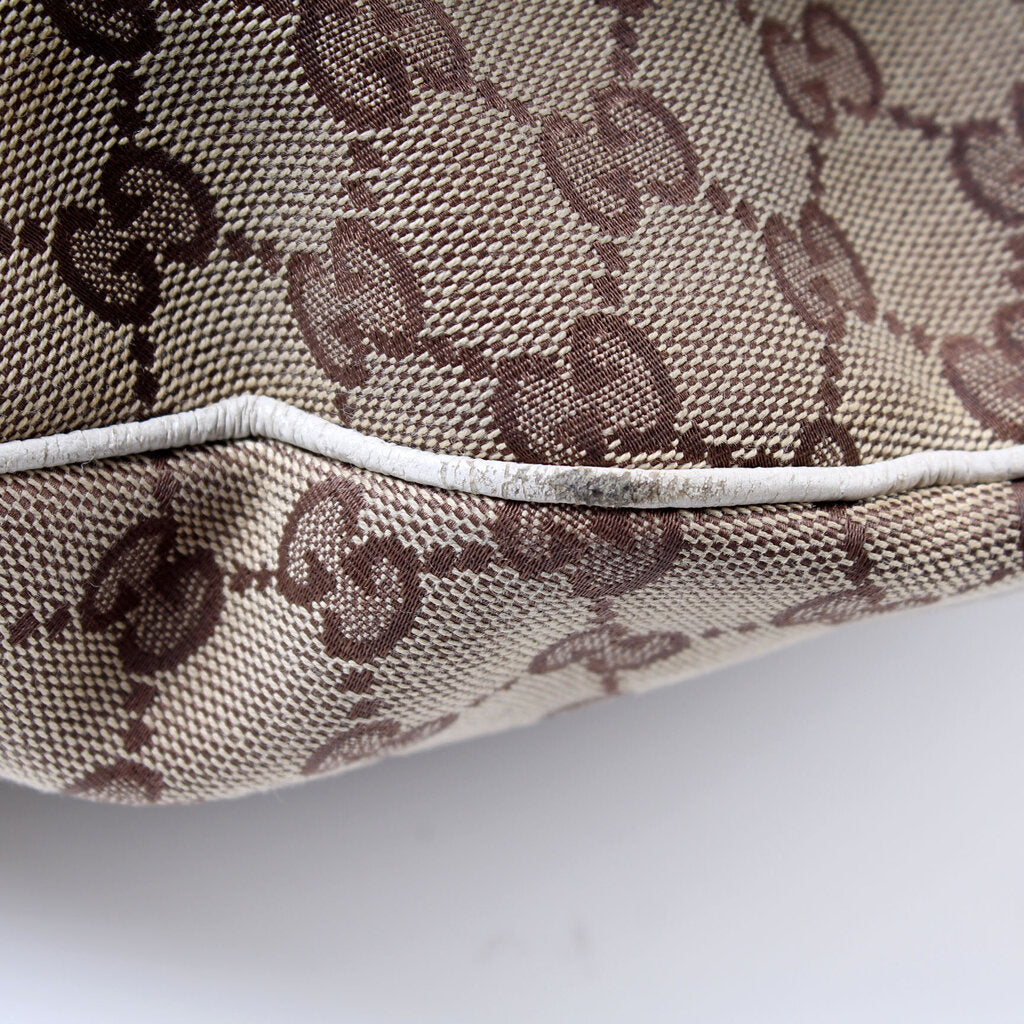 145764 GG Crescent Hobo