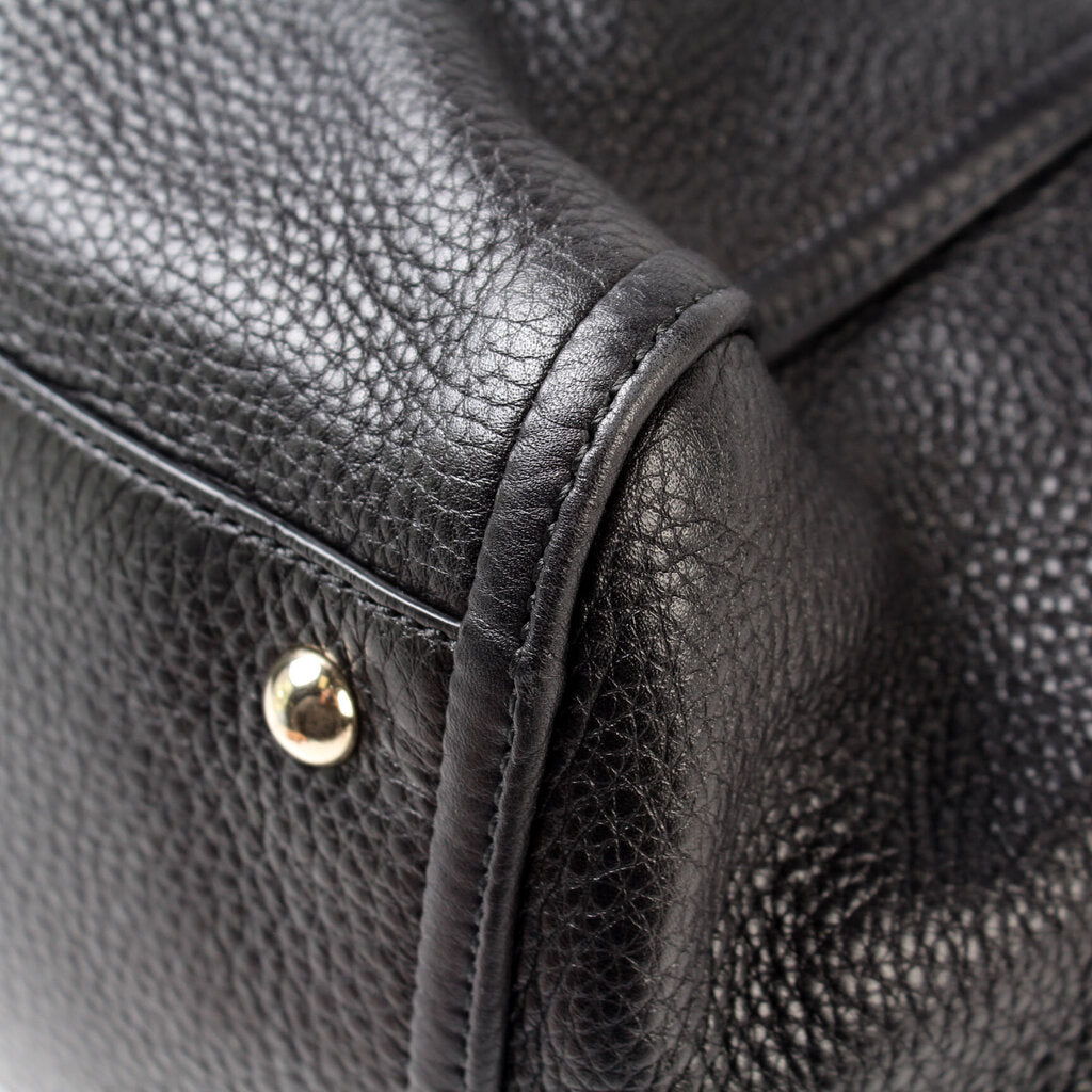 282309 Soho Leather Hobo Medium