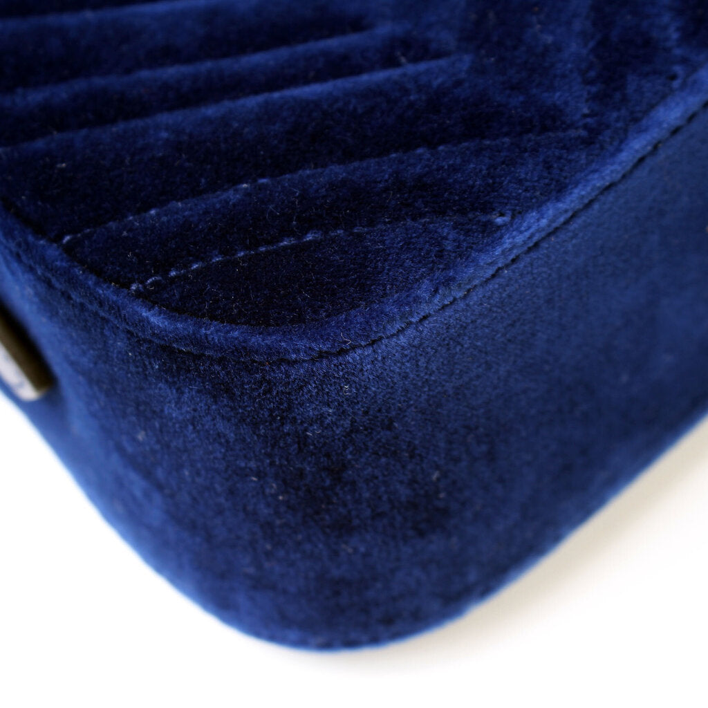 447632 Marmont Small Velvet Camera