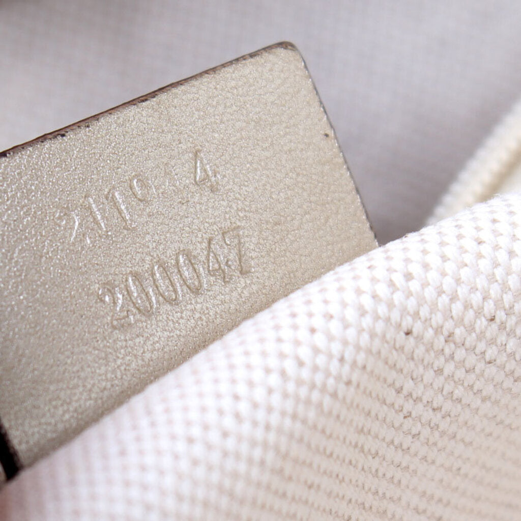 211944 Sukey GG Canvas Medium