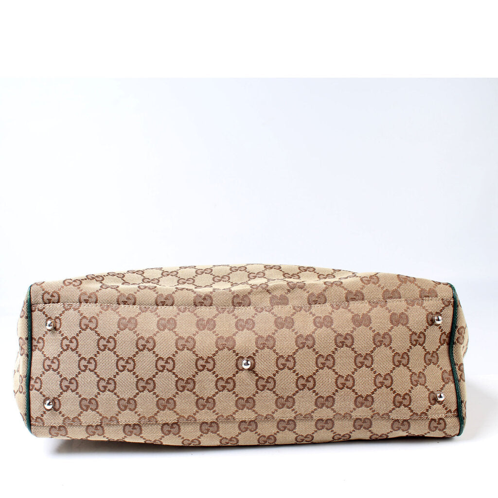 145758 GG Canvas Medium Tote