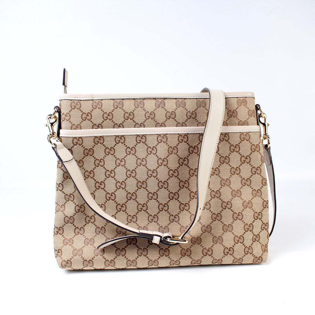 388924 GG Canvas Crossbody