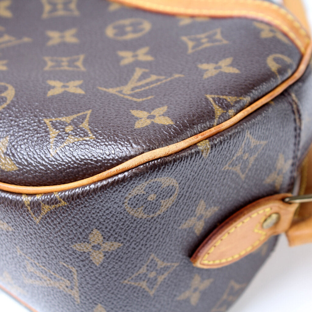 Blois Crossbody Monogram