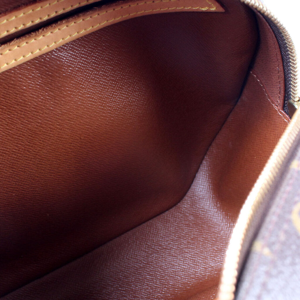 Blois Crossbody Monogram