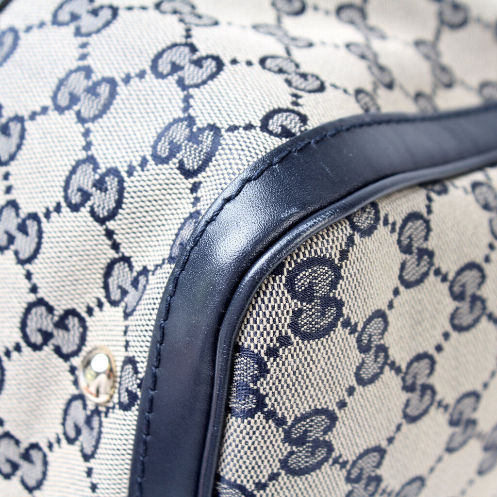 247205 Boston Bag