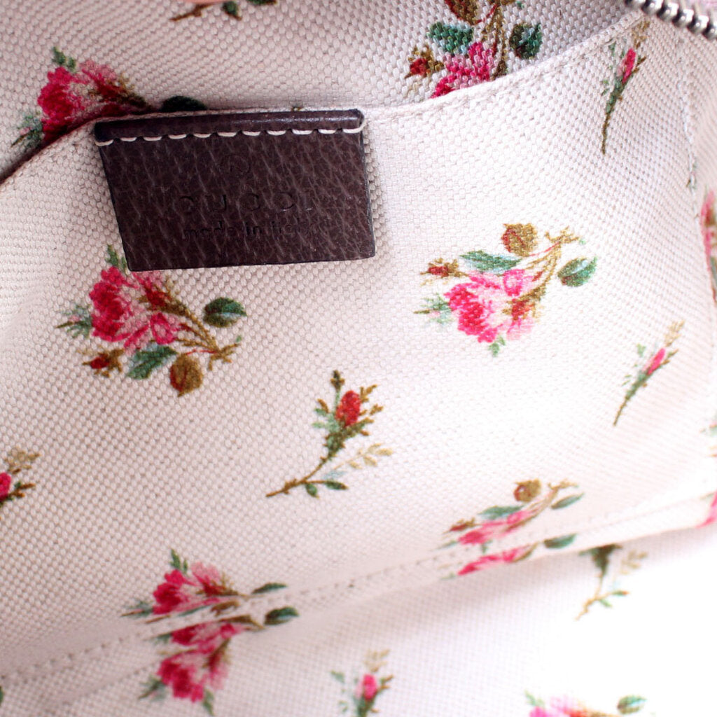 476466 GG Supreme Messenger Bag
