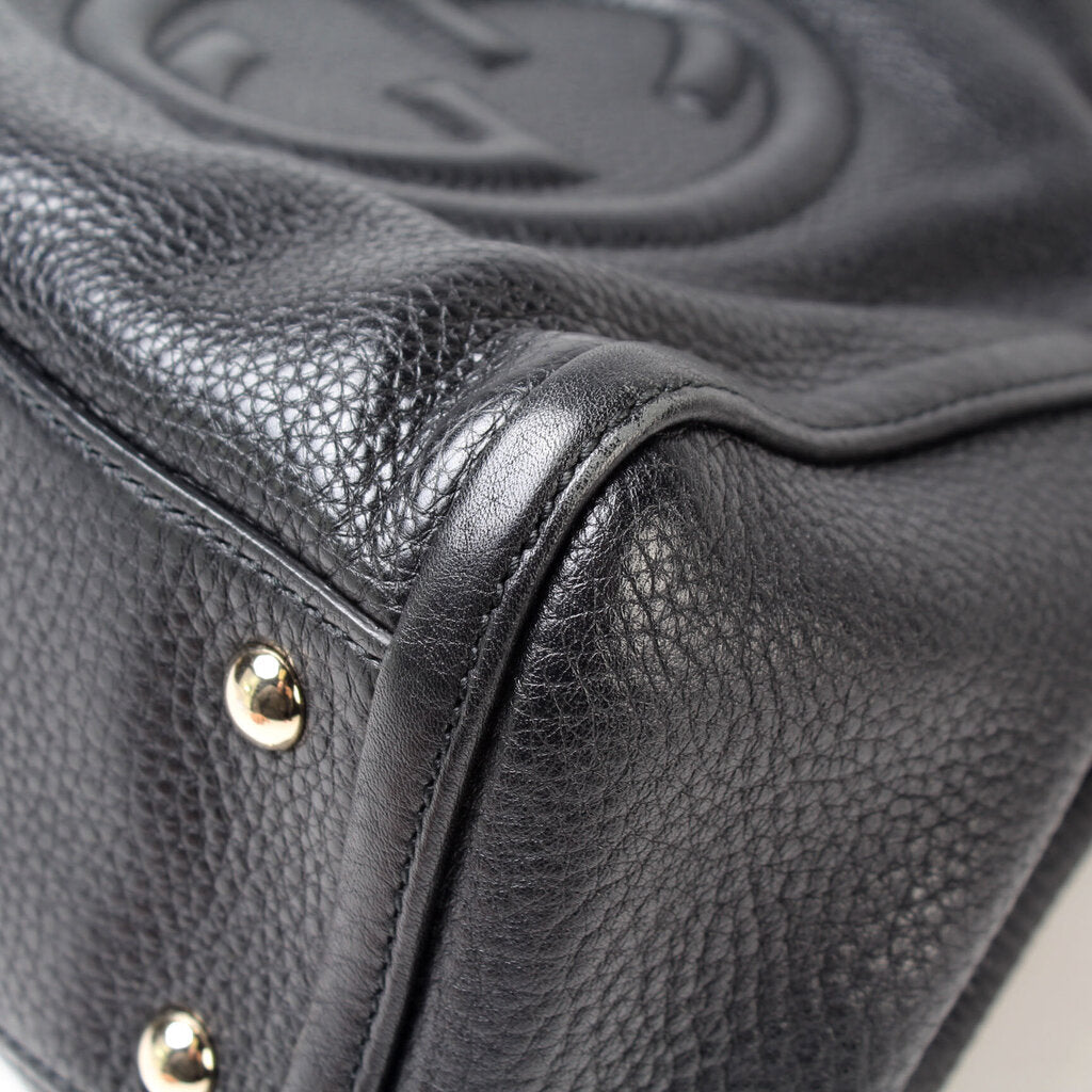 336751 Soho Leather Shoulder Bag Black