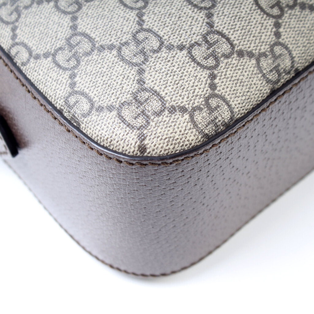 476466 GG Supreme Messenger Bag