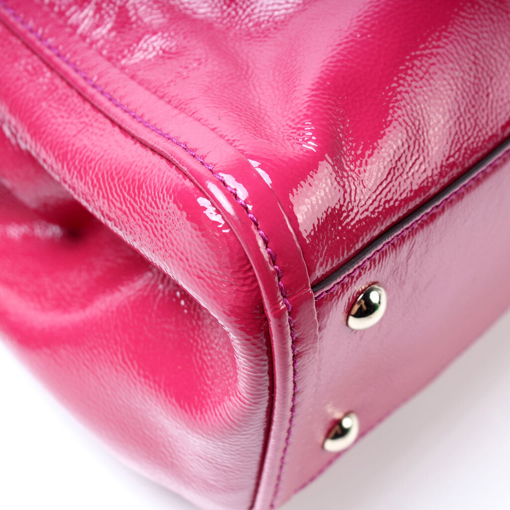 336751 Soho Leather Shoulder Bag
