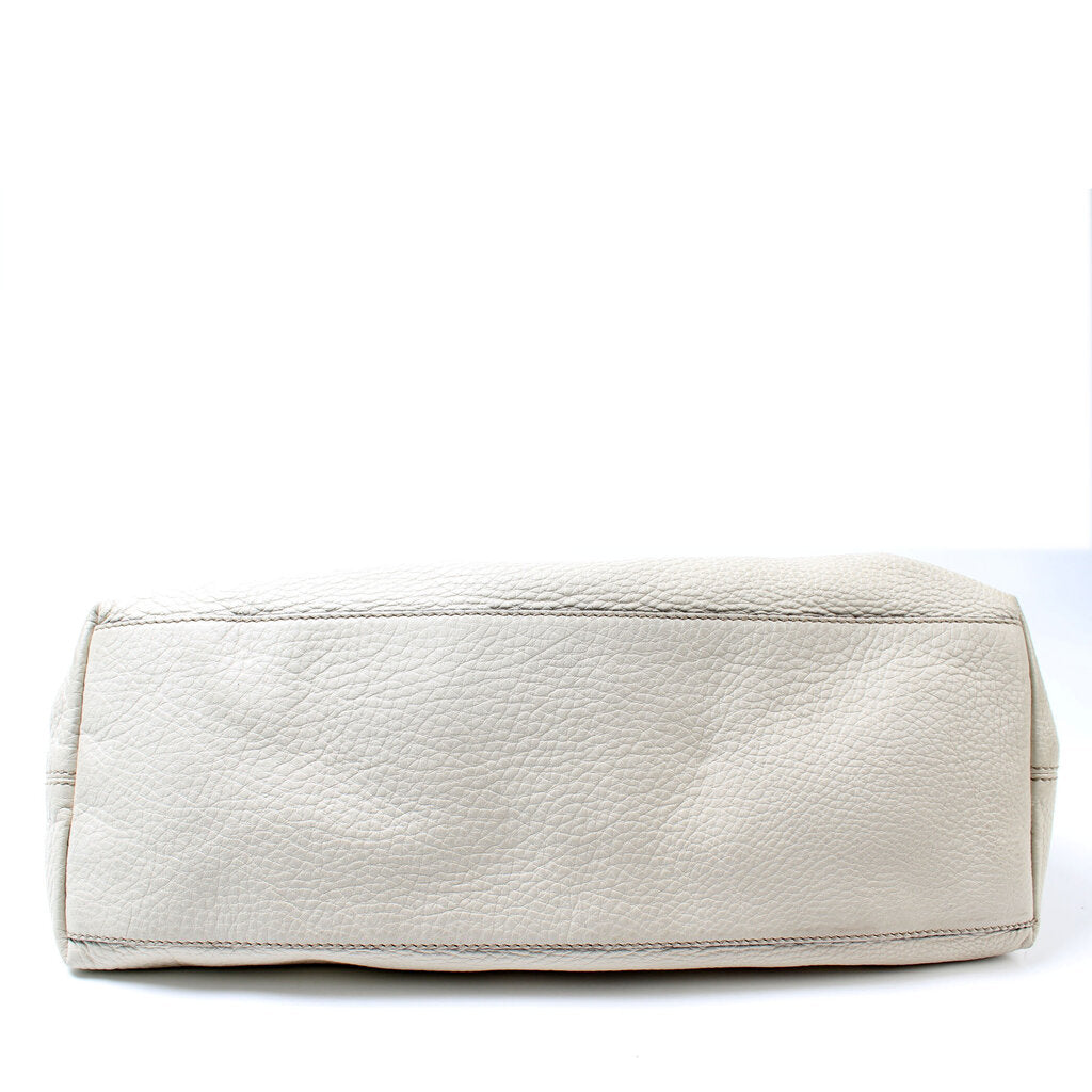 308982 Soho Leather Shoulder Medium