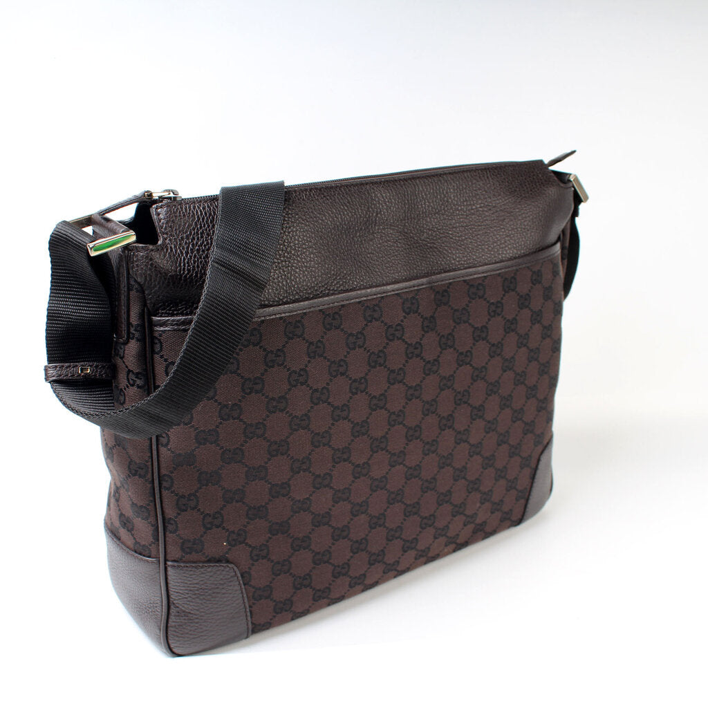 282527 GG Canvas Messenger