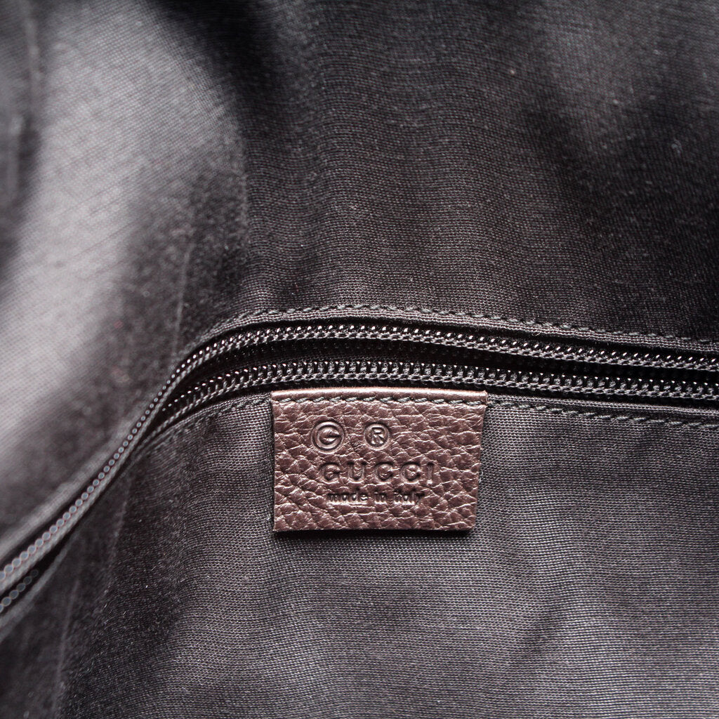 282527 GG Canvas Messenger