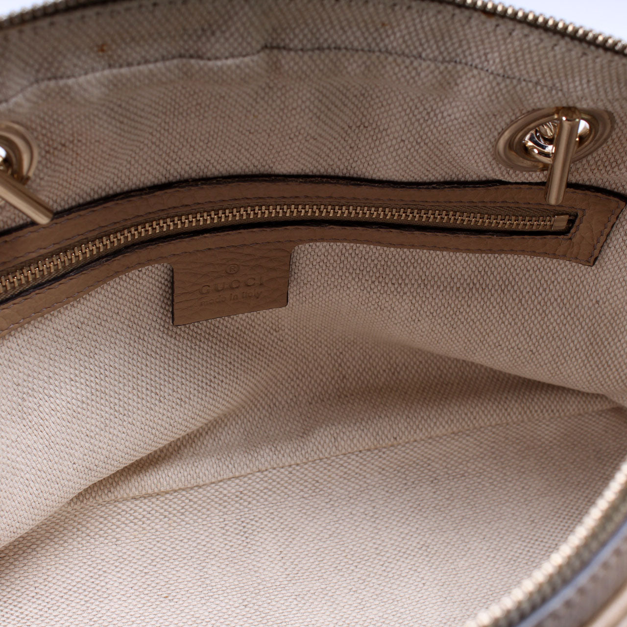 308983 Soho Chain Shoulder Bag