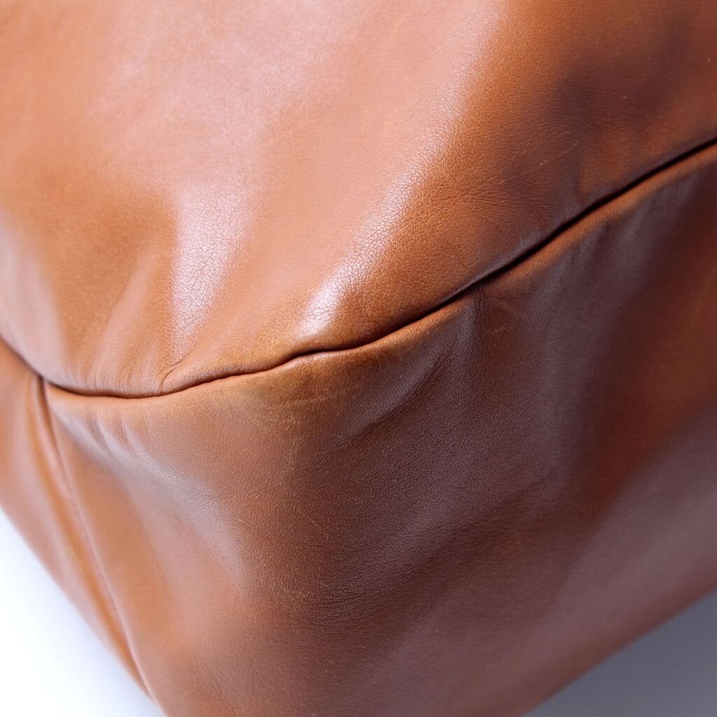 115867 Horsebit Leather Hobo