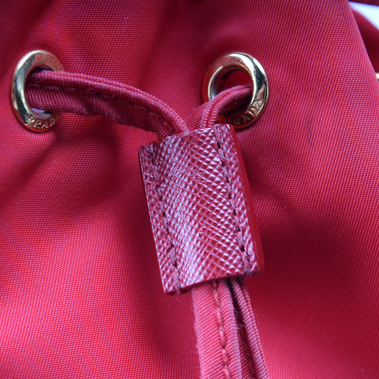 1BH038 Vela Nylon Bucket Bag
