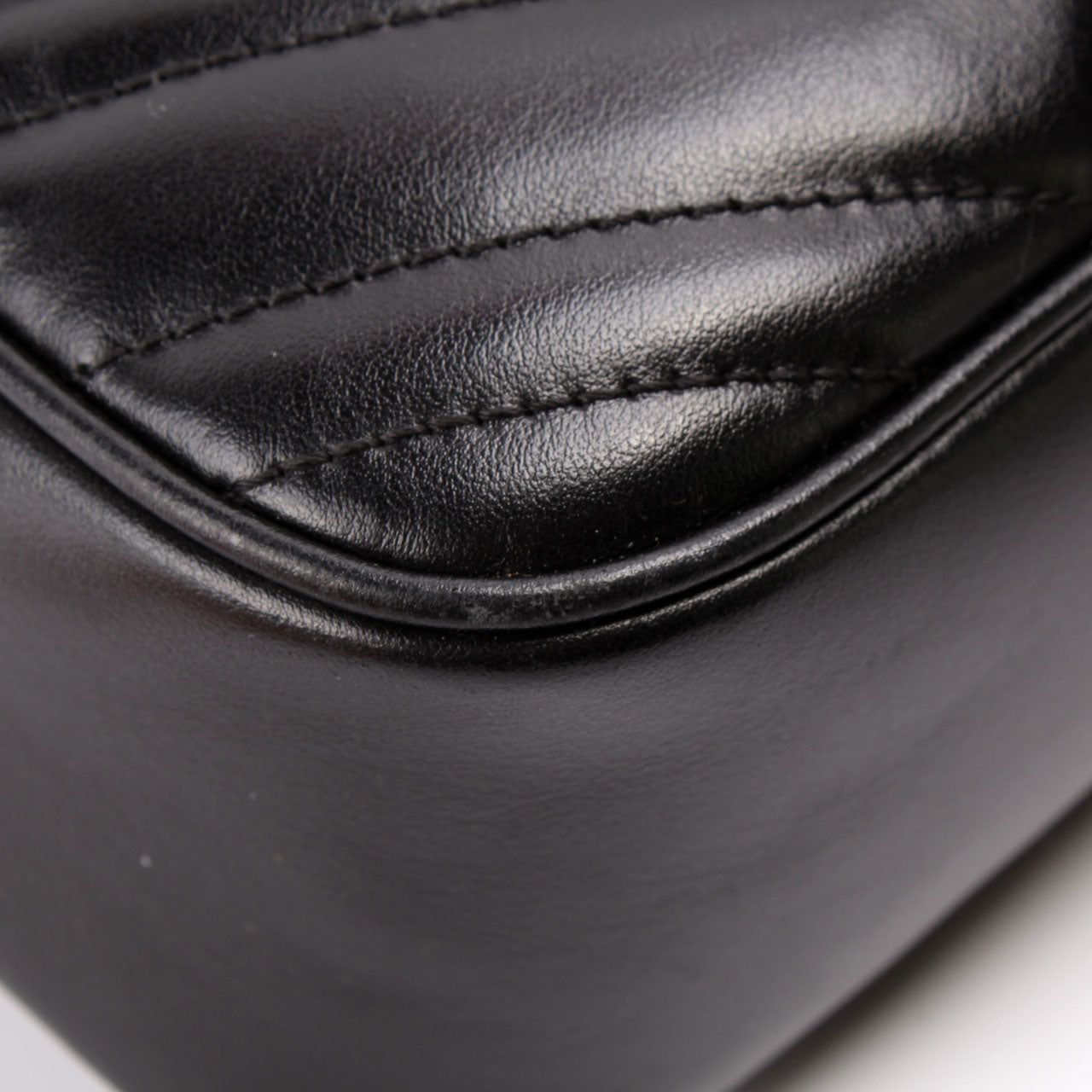 447632 Marmont Small Leather Camera Bag