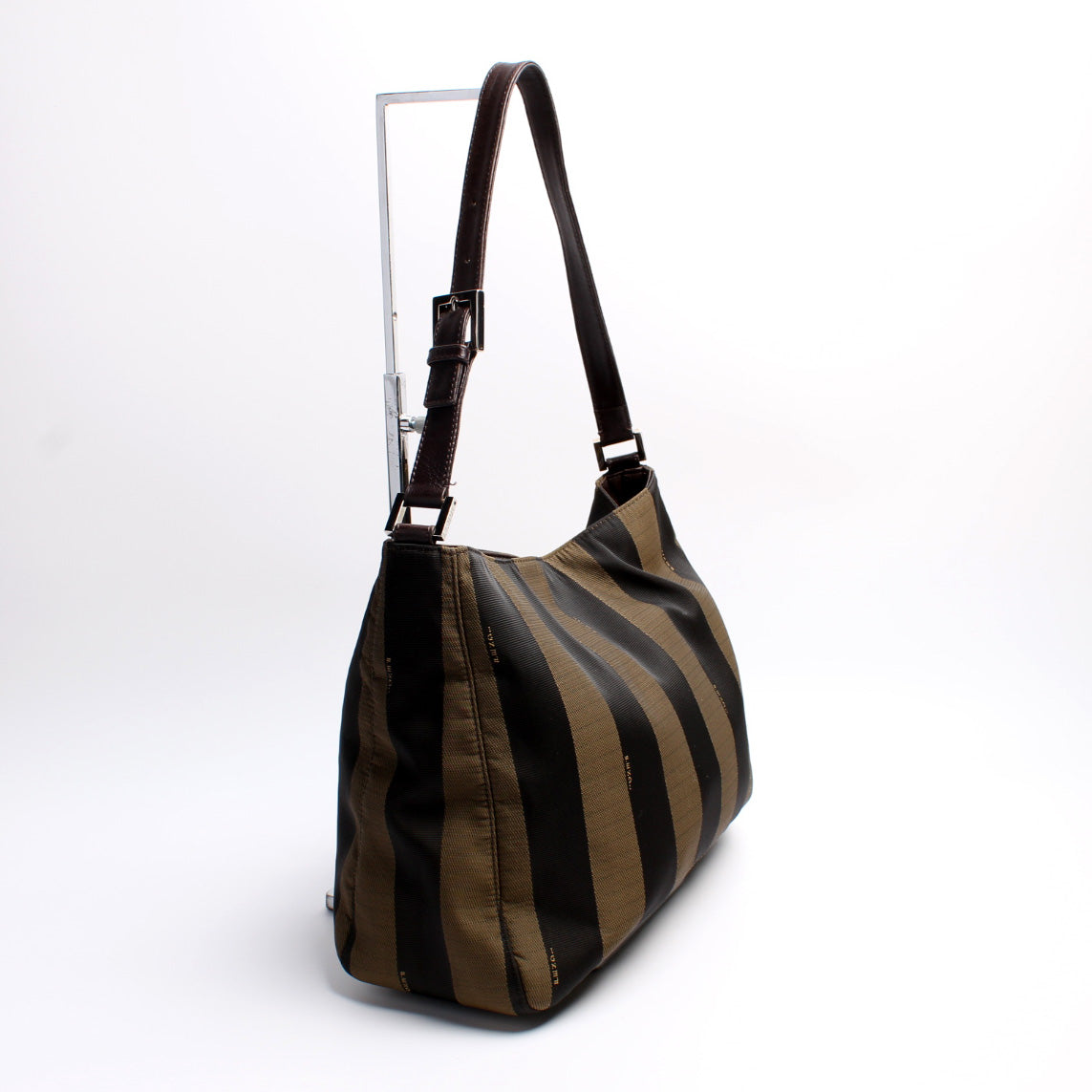 22826 Pequin Hobo