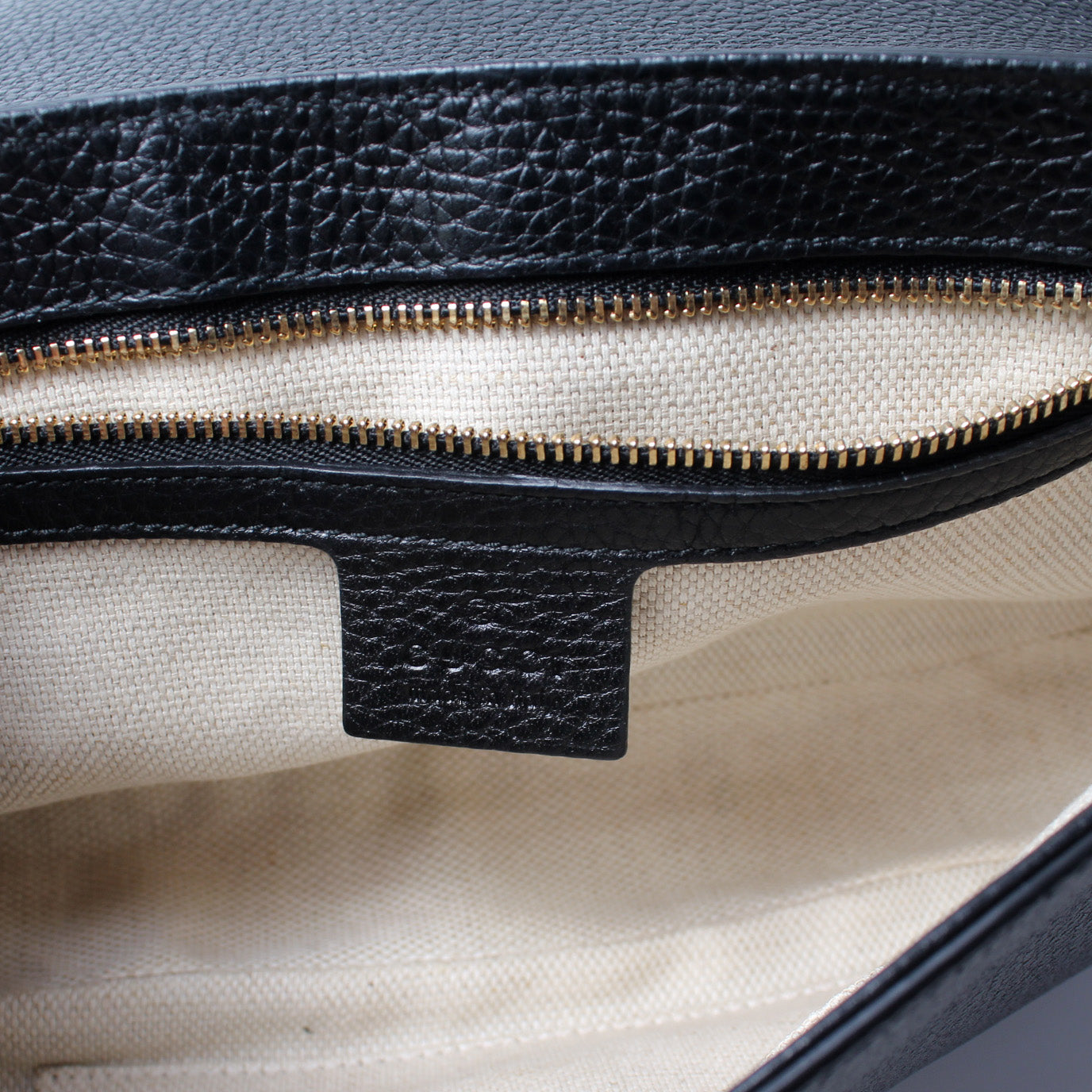 Gucci Soho Chain Crossbody Medium