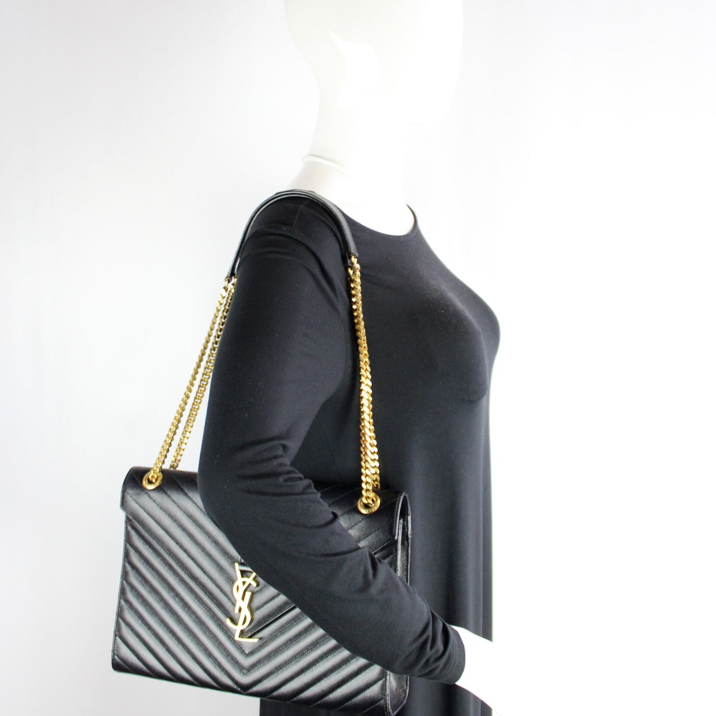 354118 Monogramme Chevron Satchel