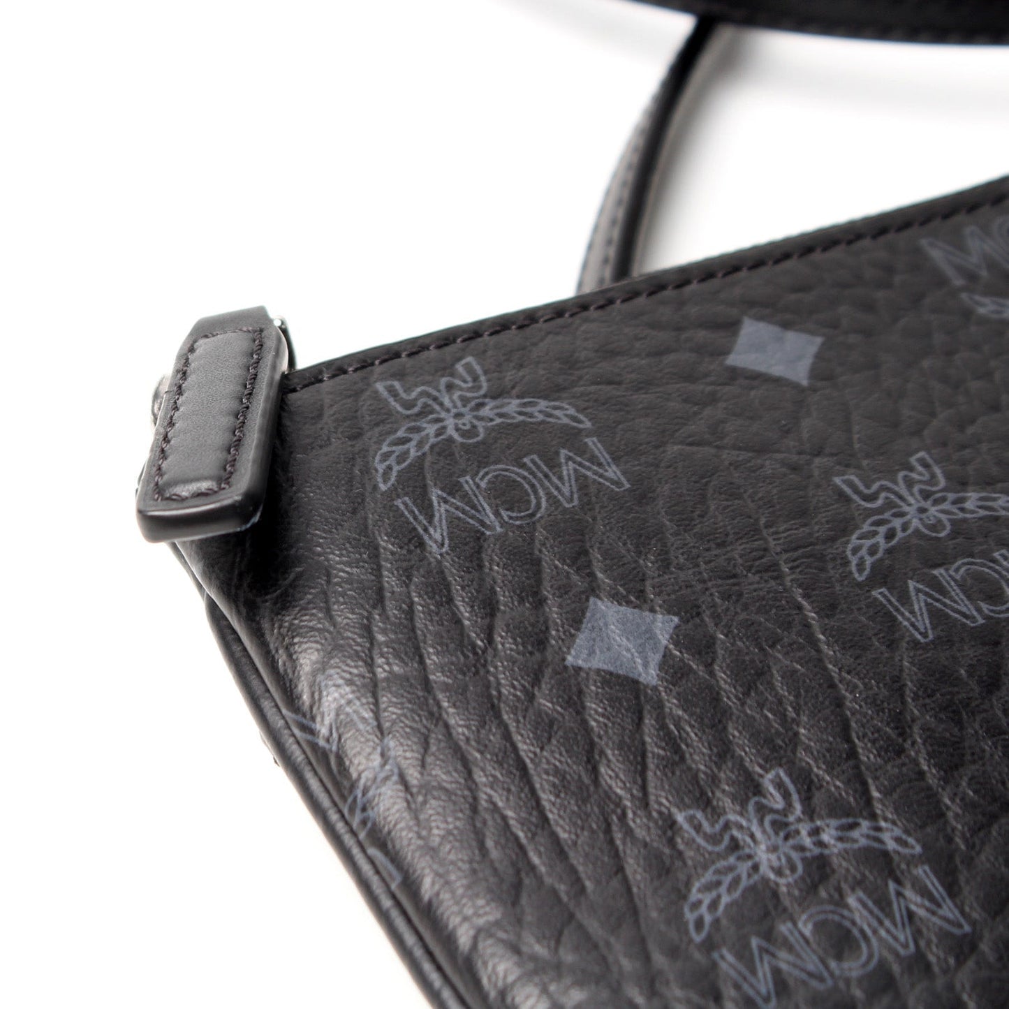 Visetos Pouch Crossbody