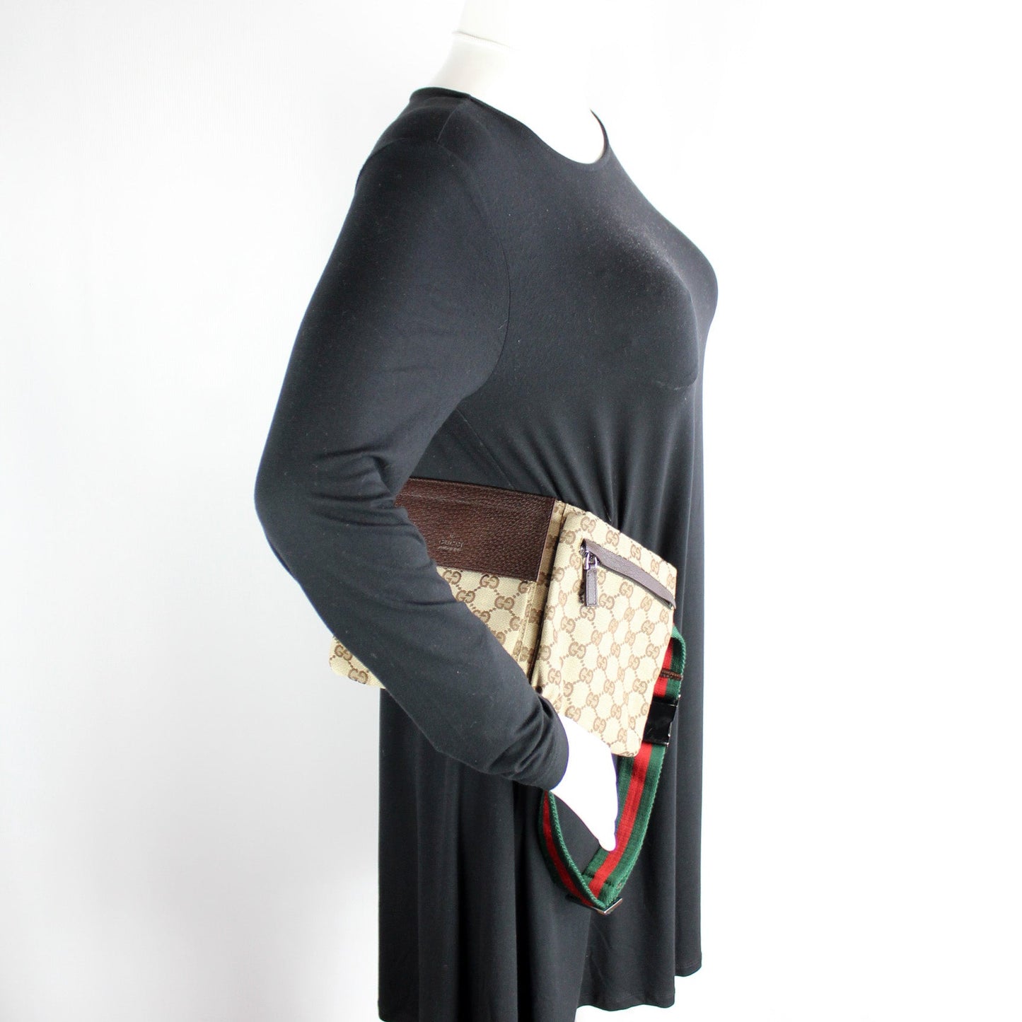 28566 GG Canvas Waist Bag