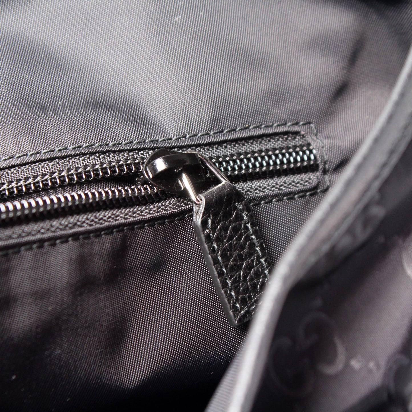 510334 GG Nylon Messenger