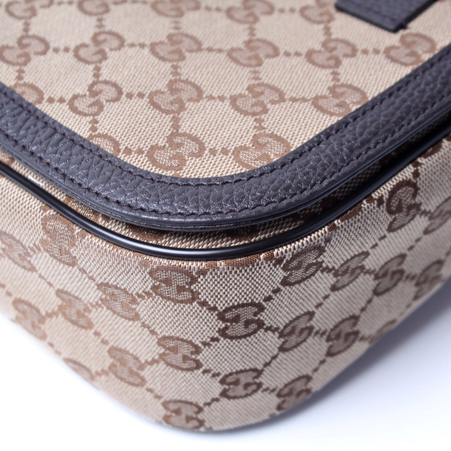449172 GG Canvas Messenger