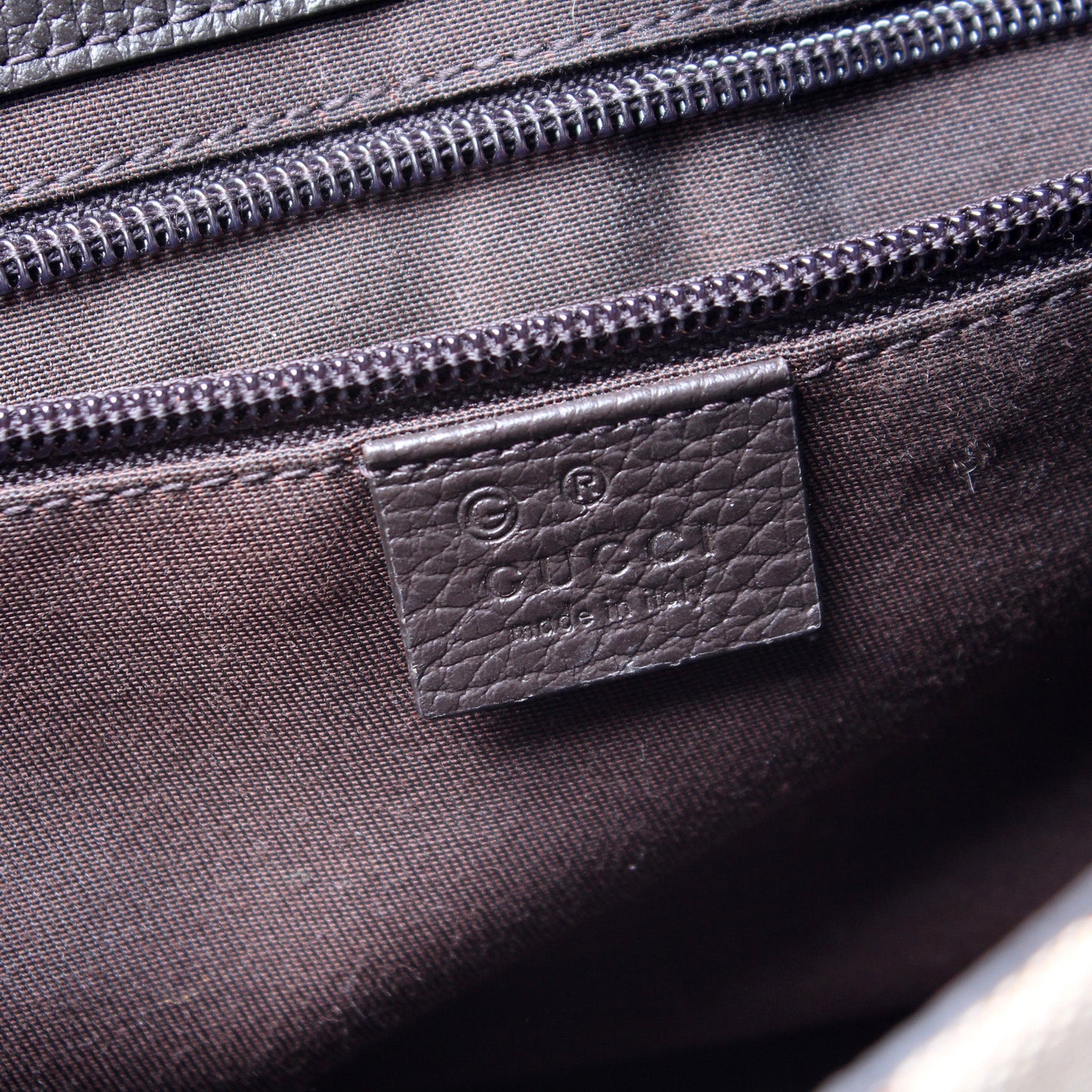 449172 GG Canvas Messenger