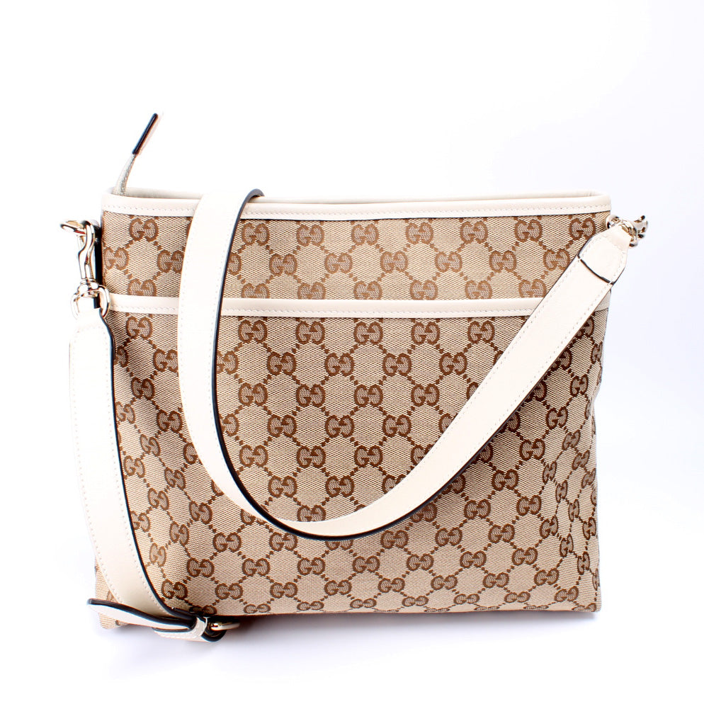 388924 GG Canvas Crossbody