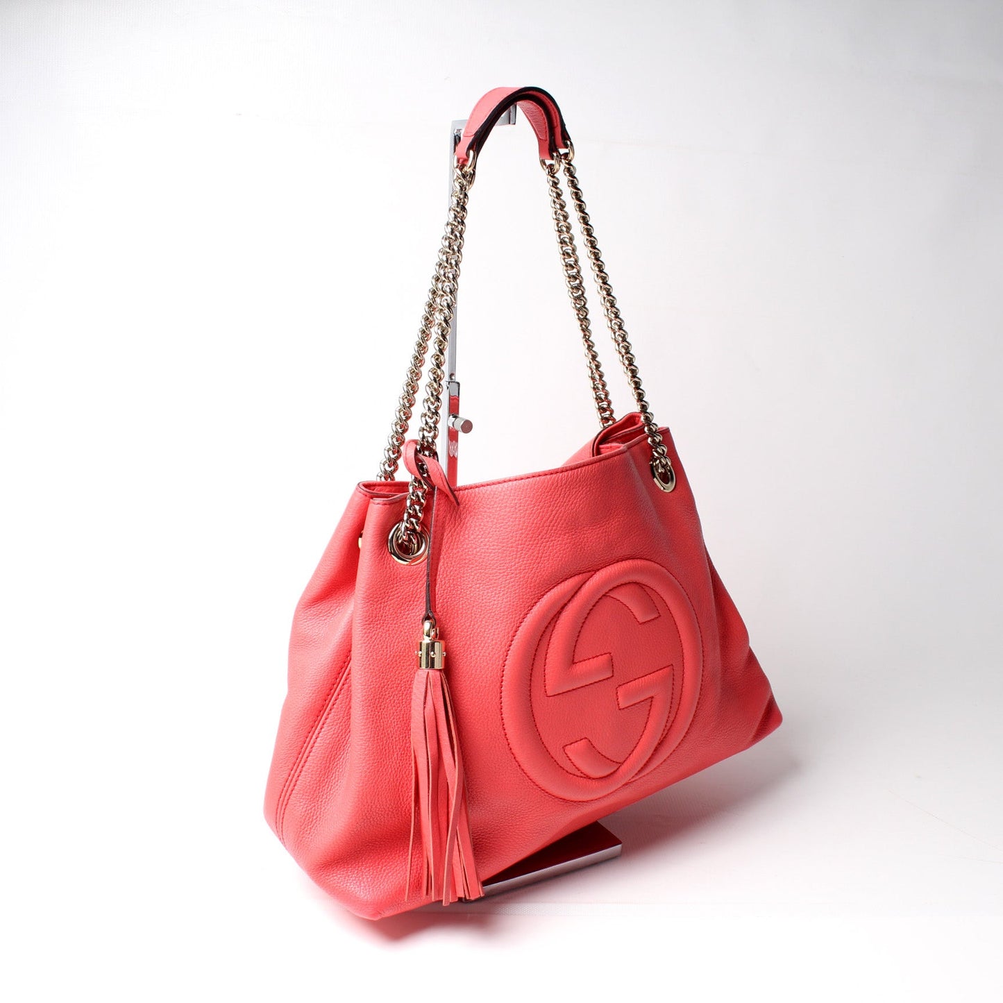 308982 Soho Leather Shoulder Medium