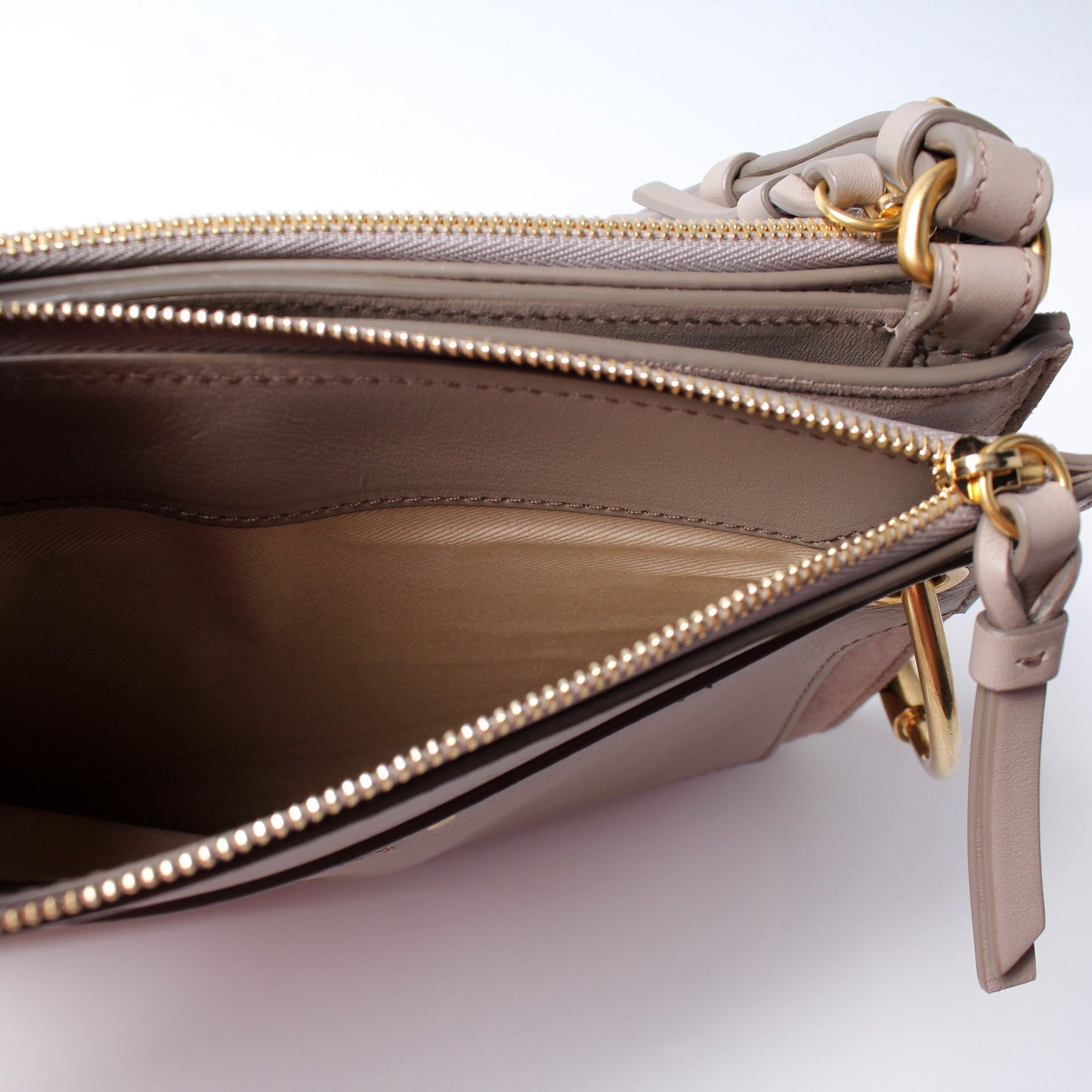 Roy Mini Crossbody