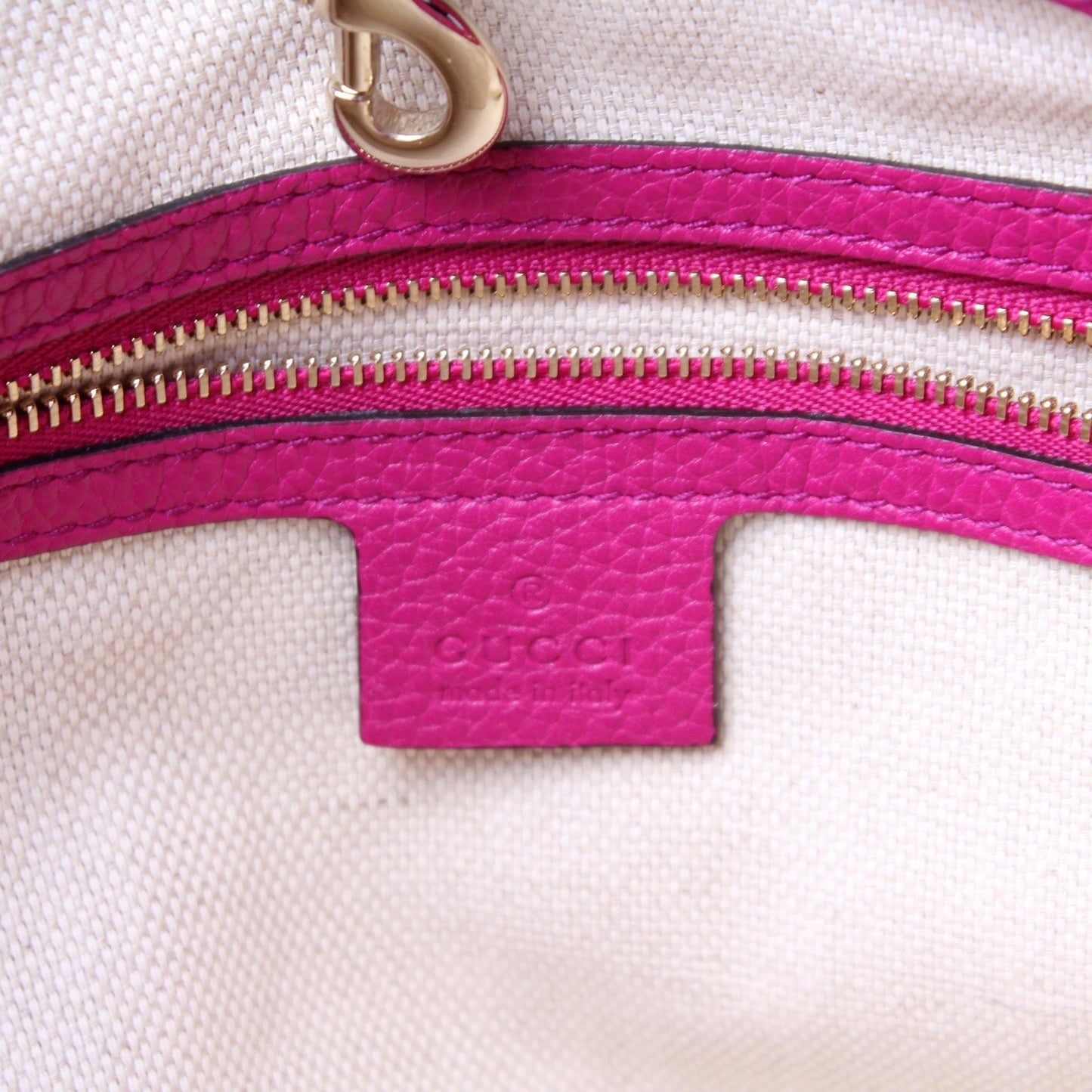 308982 Soho Leather Shoulder Bag Medium